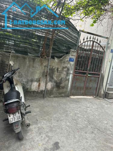 Bán đất tặng nhà C4 Ngô Gia Tự - Ô tô - 15m ra phố - 65m2 nhỉnh 6 tỷ