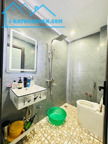 BÁN NHÀ ĐƯỜNG KIM GIANG, GẦN Ô TÔ TRÁNH, NỘI THẤT XỊN, 2 THOÁNG, 38M2, 5 TẦNG, CHỈ 7.2 TỶ. - 4