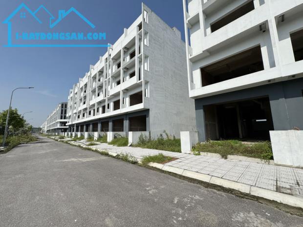 Chính chủ bán 74,44m2 Shophouse Highway TQ5, Trâu Quỳ. Cách 1 lô ra đường Nguyễn Mậu Tài - 1