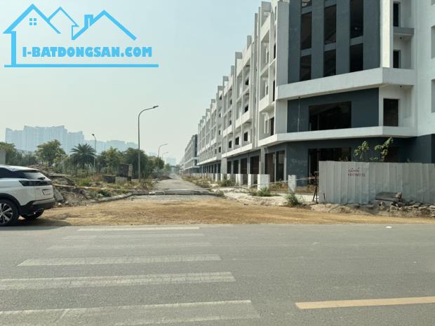 Chính chủ bán 74,44m2 Shophouse Highway TQ5, Trâu Quỳ. Cách 1 lô ra đường Nguyễn Mậu Tài - 3