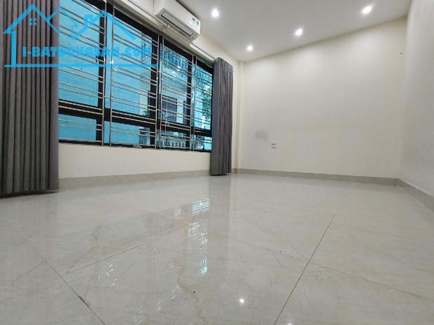 Bán nhà phân lô phố Nguyễn Ngọc Vũ, quận Cầu Giấy, 55m2 x 5 tầng, mặt tiền 5m!!! - 4