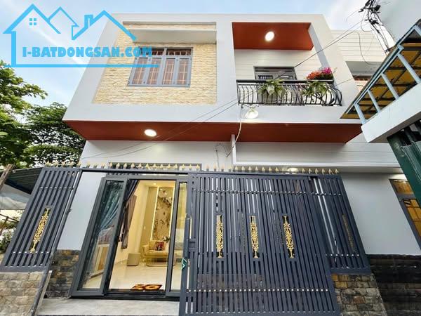 Nhà đẹp Hẻm xe hơi NGUYỄN OANH, giá rẻ chỉ 4 tỷ hơn - 2 Tầng, 80m2 - p/lô - gần CITYLAND - 5