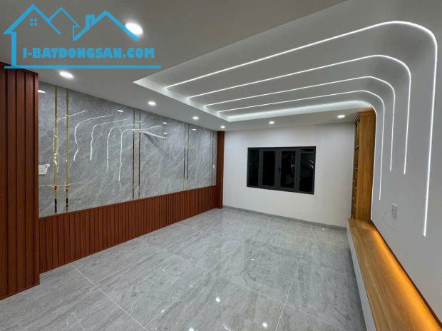 Bán nhà đường Hương Lộ 2 - 64m² 5 TẦNG 5PN mới Hoàn thiện - Hẻm 2 Ô Tô