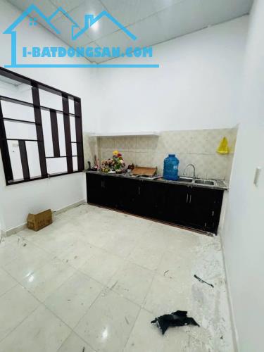 Nhà c4 - 60m2 - 1,6X Tỷ sát mặt tiền Duy Tân , Phường An Cựu , Tp Huế đường ô tô - 1