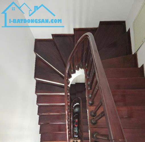 NHÀ ĐẸP CẦU GIẤY, ÔTÔ TRÁNH SÁT NHÀ, DÂN XÂY, 3 BƯỚC RA PHỐ, NGÕ THOÁNG, 55M2 NHỈNH 9 TỶ - 1