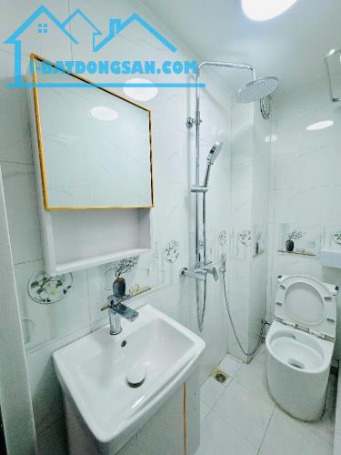 🏡 NHÀ-HIẾM-ĐẸP-ĐẶNG TIẾN ĐÔNG-SÁT HỒ HOÀNG CẦU DT28/32MX4 TẦNG GIÁ CHỈ 7X TỶ