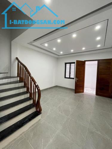 Bán Nhà Ngõ 29 Thượng Thanh, Long Biên, 30m2, 5 Tầng, Ô Tô, Phân Lô, Chỉ 5.x Tỷ - 1