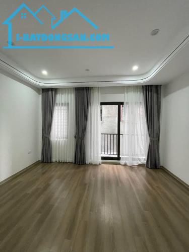 Bán Nhà Ngõ 29 Thượng Thanh, Long Biên, 30m2, 5 Tầng, Ô Tô, Phân Lô, Chỉ 5.x Tỷ - 3