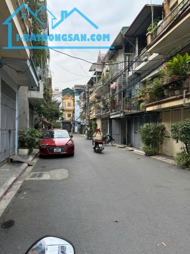 Bán nhà Đẹp Ngọc Lâm Long Biên- Phân Lô - Ngõ Ô tô – 39m2 – 5 tầng – 6,5 tỷ ( Thương - 2