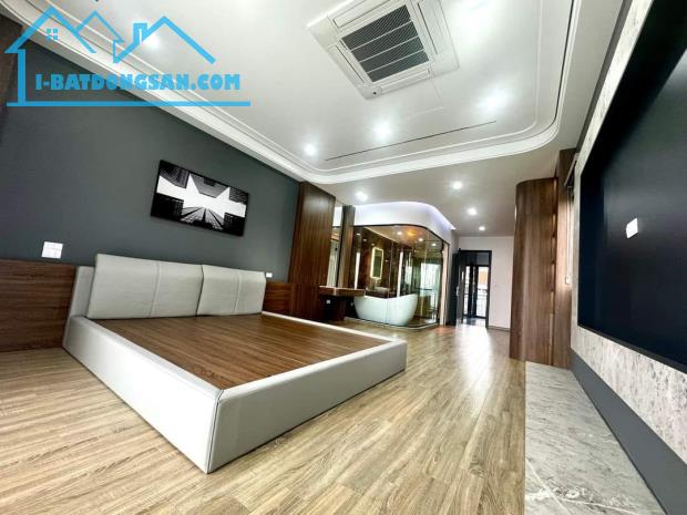 Bán Nhà Ngõ 67 Phố Nguyễn Văn Cừ, Ngọc Lâm, 70m2, 7Tầng, Gara Ô TÔ, Thang Máy, Full đồ - 1