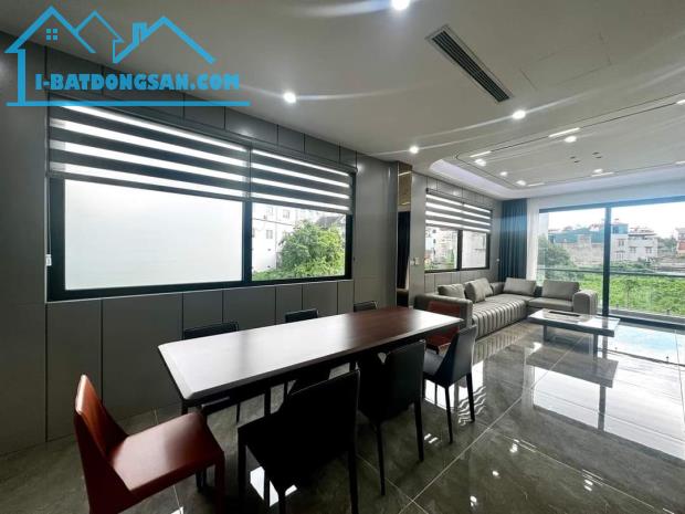 Bán Nhà Ngõ 67 Phố Nguyễn Văn Cừ, Ngọc Lâm, 70m2, 7Tầng, Gara Ô TÔ, Thang Máy, Full đồ
