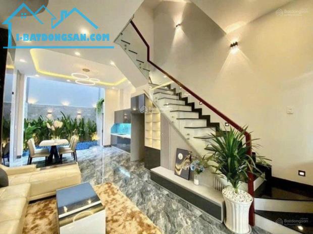 🏠Bán nhà Vĩnh Khánh, Q.4, 63m², 3 tầng, 3PN, 4WC, 3.82 tỷ 🏠