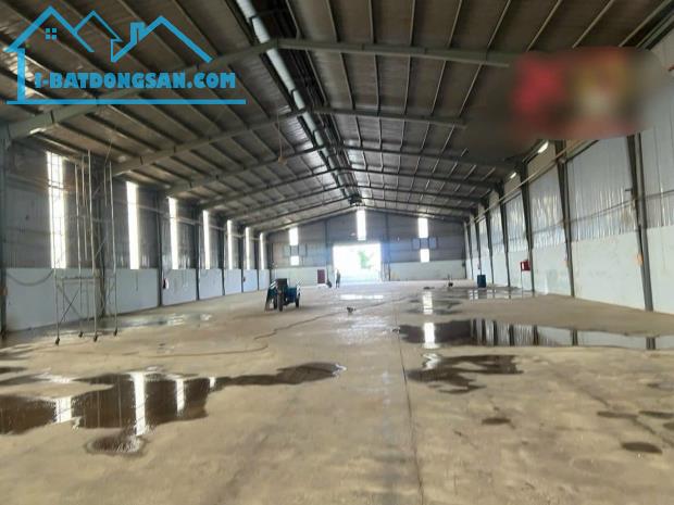 Cho thuê kho xưởng Biên Hòa, DT1800m2, Điện 3 Fa, PCCC, Văn phòng, đường conterner