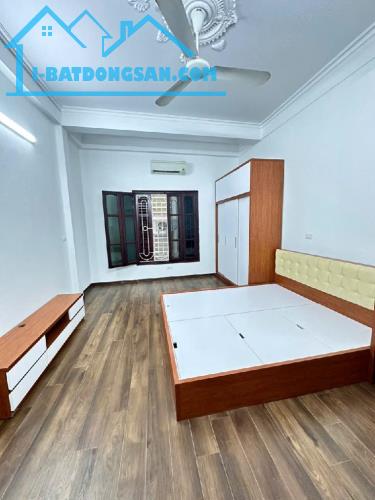 BÁN NHÀ CẦU GIẤY 30M2 Ô TÔ 10M NHÀ ĐẸP Ở NGAY FULL NỘI THẤT CHỈ 7TỶ65 - 1