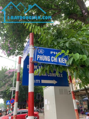 Hiếm Phùng Chí Kiên, thang máy, ô tô đỗ cửa, vỉa hè, kinh doanh hơn 19 tỷ