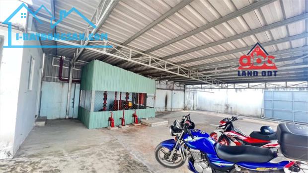 XT362 nhà xưởng sản xuất. khu dân cư đông đúc thuận tiện chứa hàng, kho trung chuyển - 1