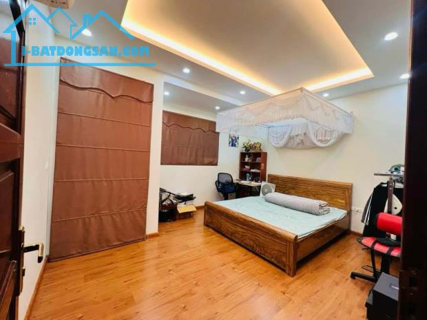 Lê Trọng Tấn _ Phân Lô _ Ô tô tránh 2 mặt ngõ 44m2 _ 5tầng _ 11tỷ - 1