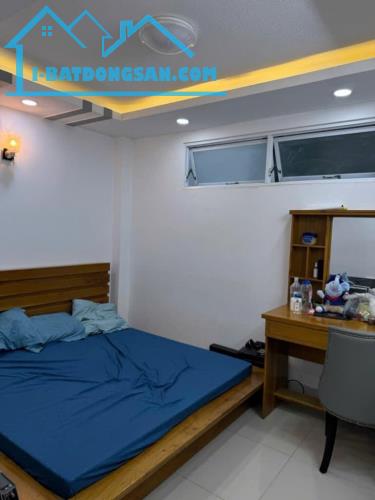 Nhà đẹp LÊ QUANG ĐỊNH, Bình Thạnh, giá 11 tỷ hơn - Xe hơi ngủ trong nhà - 5 TẦNG - P/lô