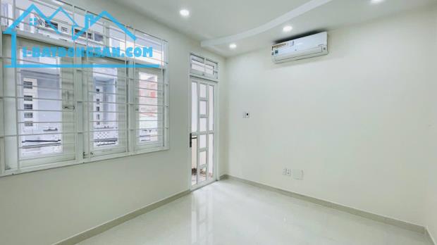 Nhà mới đón tết Tân KNhỳ Tân Quý Tân Phú giáp Aeon 50m2,4Tầng Nhỉnh 5tỷ - 1