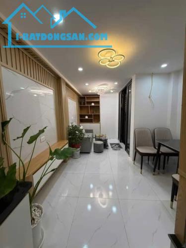 VG1SH6 🏠 Cơ Hội Mua Nhà Đẹp, Ngõ Xe 3 Bánh Đua, Sổ Đẹp, Vị Trí Lý Tưởng Hai Bà Trưng! - 3