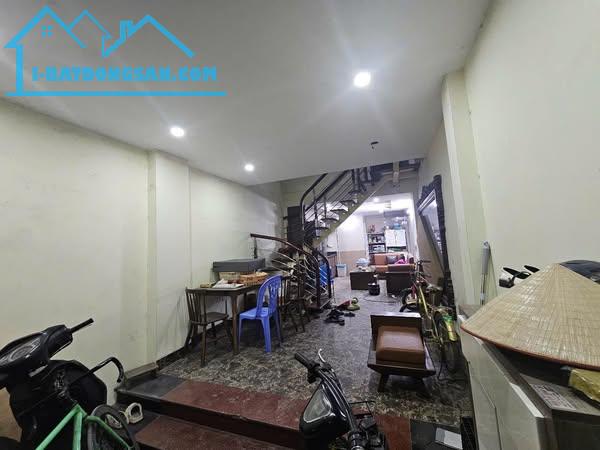 Bán nhà đàm quang trung – long biên. 42m, 4 tầng. 6.9 tỷ có TL