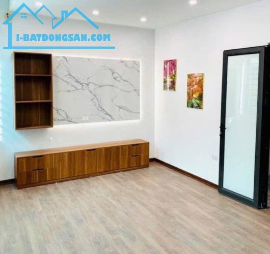 Bán nhà Hoàng Mai, lô góc dân xây, thoáng, gần phố, 30m2, 5 tầng, nhỉnh 5 tỷ - 1