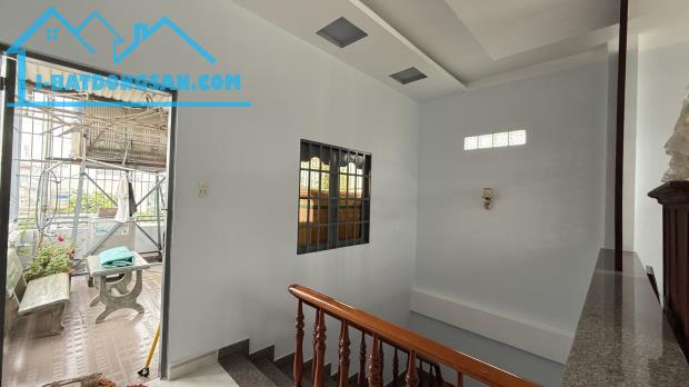 Bán nhà MT Đường số 11 gần Aeon Tân Phú 5x23M 3Tầng Mới BTCT chỉ 5,8 Tỷ TL - 4