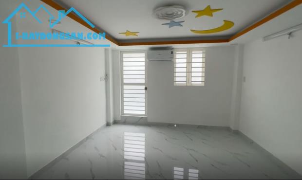 nhà quận 7 dưới 3 tỷ. hẻm 1247 huỳnh tấn phát, phú thuận. dt: 3,68 x 7,6m, nở hậu 4,5m - 2