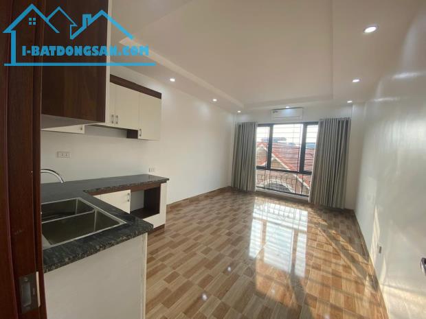Nhà mới phố Ngọc Lâm, Long Biên lô góc 35m2, 6 tầng thang máy, ngõ Ôtô, giá 8,65 tỷ - 2