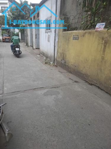 Bán nhà C4 ngõ 75 Ngọc Thuỵ. 32m x 5m, phân lô, vuông vắn, oto vào nhà chỉ 3 tỷ 6 có TL.