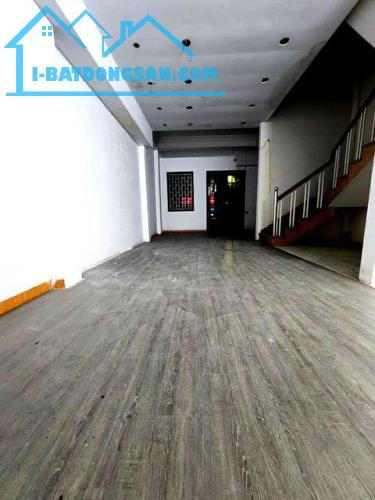 Bán Nhà MP Nguyễn Văn Cừ, Long Biên 129m2 MT 8m, 58 Tỷ, 1 Mặt Phố, 1 Mặt Ngõ Ô Tô Tránh