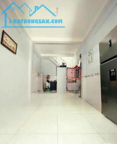 Bán nhà Hẻm Xe Tải thông đường Thống Nhất Gò Vấp, DT: 64m2, Ngang 5,7m, nở hậu 6,6m, 5.2 T - 3