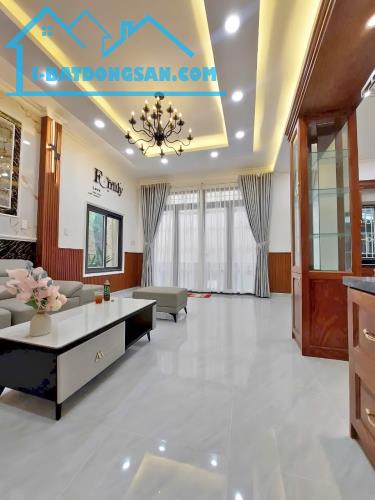 Siêu phẩm! Nhà xinh đón Tết 2 lầu ST hẻm 997 Trần Xuân Soạn, Quận 7 - 2