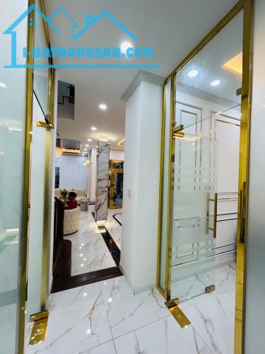 Nhà Bán Quận 7. Đường Nguyễn Thị Thập. 7,5x17m. 4 Tầng. Giá Chỉ 16 tỷ 5. Ngay chợ Tân Mỹ. - 1