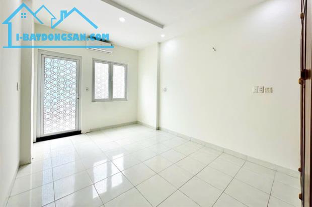 Bán nhà Lê Văn Thọ Phường 8 Gò Vấp, 3 Tầng 68.4m² có phòng ở Tầng Trệt - Giá 6.1 tỷ TL - 4