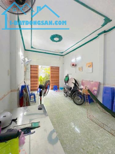 TÂN HÒA ĐÔNG SÁT Q.6 - 40M2 - NỞ HẬU ĐẸP GẦN MẶT TIỀN - CHỈ NHỈNH 3 TỶ - 2