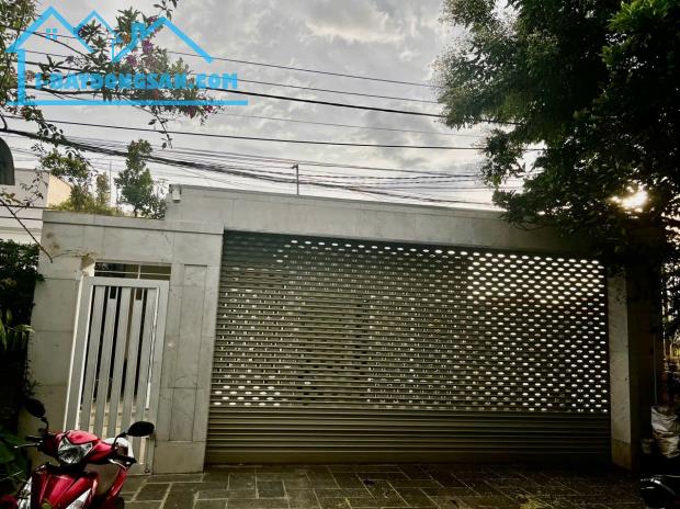 BÁN GẤP TRONG 7 NGÀY VILLA 14/34 ĐƯỜNG 3/4 THÀNH PHỐ ĐÀ LẠT. GIÁ 13,5 TỶ THƯƠNG LƯỢNG.