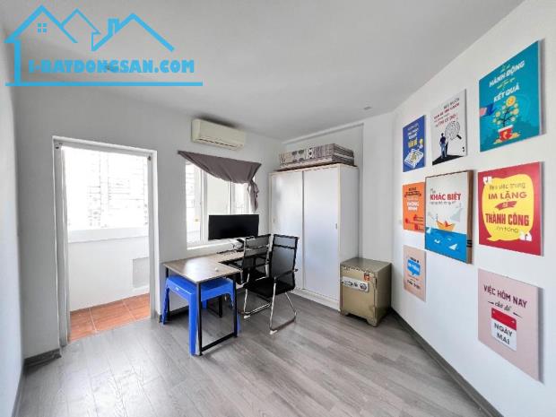 Bán căn hộ đường Hoàng Minh Giám, 78.3m2, 3PN, 2WC, căn góc, full đồ, hơn 4 tỷ - 1