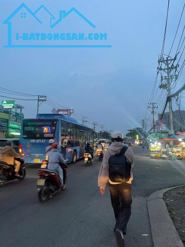 Cho thuê mặt bằng đường Quốc lộ 13 Thủ Đức phù hợp làm văn phòng công ty, cửa hàng trưng b - 1