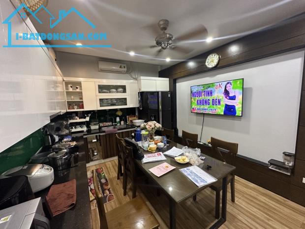 nhà 5 tầng xịn đẹp,ô tô đỗ cửa,cách intracom 50m ,view cầu nhật tân ,nhiều tiện ích - 2