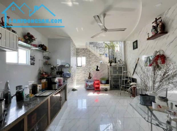 Bán nhà đẹp 2 lầu mặt tiền Gia Viên đối diện BV Đồng Nai P. Tân Hiệp. Giá 5 tỷ 5 TL - 2