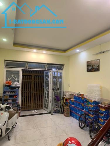 🏠NHÀ BÁN184/Phạm Văn Hai DT 4*12=48m2Nhà 3 Lầu4 3pn 2wc Giá 6,1Tỷ P3 Q.Tân Bình  ⛩️Vị Trí - 4