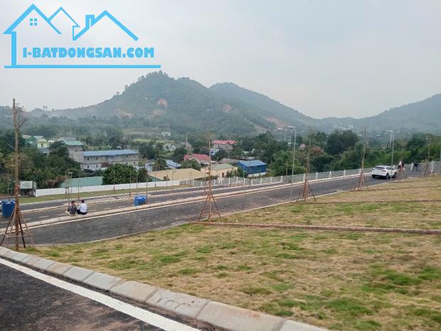 BÁN 5 LÔ ĐẤT NỀN CHƯƠNG MỸ HÀ NỘI PHÂN LÔ VIEW HỒ CÔNG VIÊN NHỈNH 1 TỶ 80M - 4