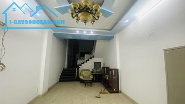 Chủ nợ bank, giảm 500T,bán gấp nhà đẹp, HX tải liên khu 5-6, 120m, khu sầm uất chỉ 5.x tỷ.