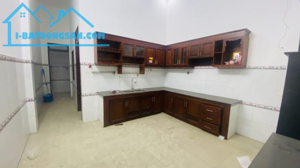 Chủ nợ bank, giảm 500T,bán gấp nhà đẹp, HX tải liên khu 5-6, 120m, khu sầm uất chỉ 5.x tỷ. - 2