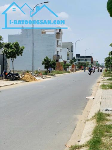 BÁN GẤP LÔ ĐẤT 166M2- GIÁ NHỈNH 1 TỶ - PHẠM VĂN HAI - BÌNH CHÁNH - GỌI CHO EM XEM ĐẤT - 3
