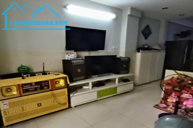 Bán nhà hẻm 3m, Bình Long, Tân Phú, 4.1 x 11.2m, 46 m², 2 tầng BTCT - Giá 4.45 tỷ TL