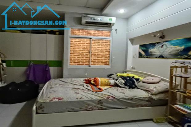 Bán nhà hẻm 3m, Bình Long, Tân Phú, 4.1 x 11.2m, 46 m², 2 tầng BTCT - Giá 4.45 tỷ TL - 2