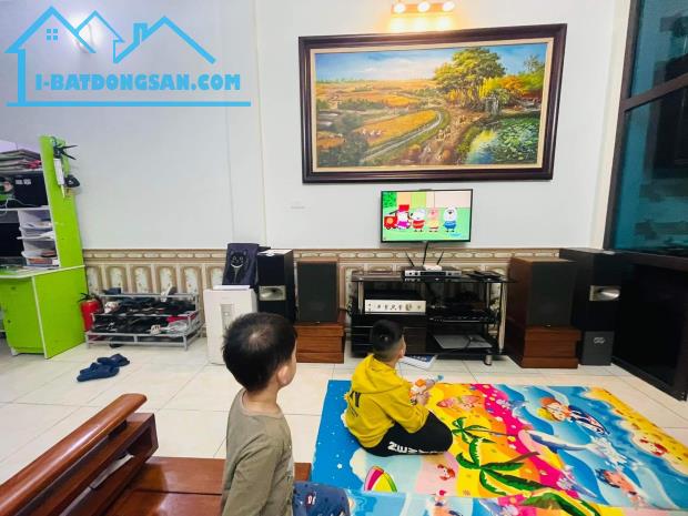 Bán nhà ngõ 21 Yên Xá, thông ra KĐT Văn Quán, 33m2 x 4.5 tầng, 5 tỷ - 3