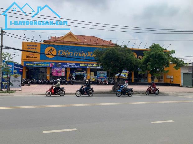 Bán nhà mặt tiền 1521 Huỳnh Tấn Phát, Phường Phú Mỹ, Quận 7 DT 35 x 50m gần 1.500m2 35 tỷ